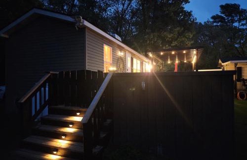 Sherkston Resort | 2 BR Cottage with Lake View at Sherkston Resort, Sleep 6