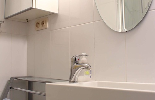 Etterbeek Apartment | 2 BR - Fully furnished, EU region, great mobility, calm, bright and cozy