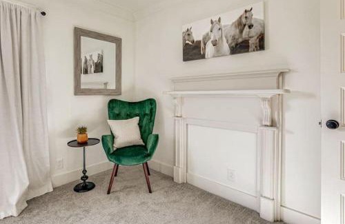 Franklin Apartment | 2 BR Highland House of Historic DWTN Franklin