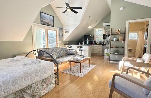 Town Hill House | 2 BR Home in Bar Harbor Town Hill "Deer Run"