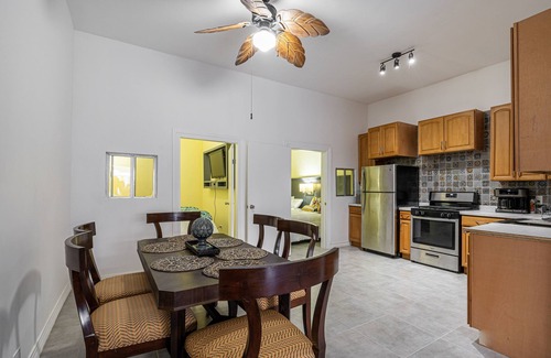 Rosarito House | 2 Br home, Sleeps 10, 1 min walk to Rosarito Beach