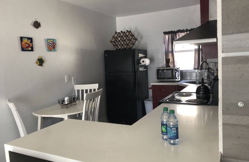 Harbordale House | 2 BR house, Great Location!