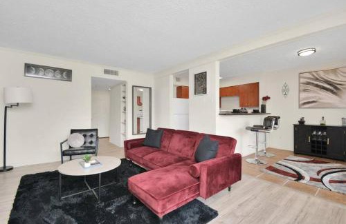 The Galleria Apartment | 2-BR Stellar Stay #4 at The Galleria