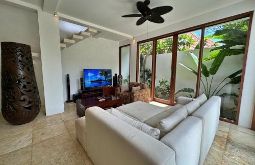 Sanur Villa | 2-BR Villa in Sanur mins walk to the beach