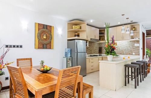 Legian Villa | 2 BR Villa Mienna, 2 Mins Walk to Restaurants