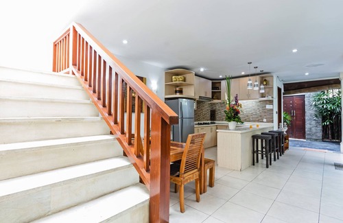 Legian Villa | 2 BR Villa Mienna, 2 Mins Walk to Restaurants