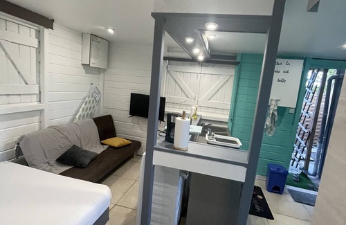 Morel House | 2 Bungalows Pouvant Être Loués Ensemble ou Séparément à Proximité de la Plage