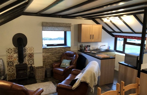 Felinwynt Cottage | 2 Byre cottages- Dog friendly cosy cottage with stunning views of the sea
