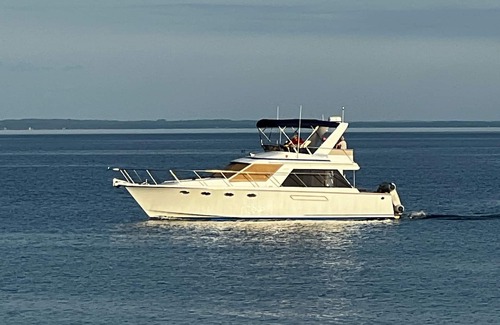 Bay Harbor Boat Rental | 2 Cabin Classic Yacht in Petoskey's Bay Harbor