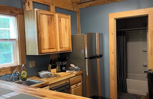 Rogersville Cabin | 2-Cabin Retreat. Ideal for a two family getaway on 180 acres of Clinch Mountain!