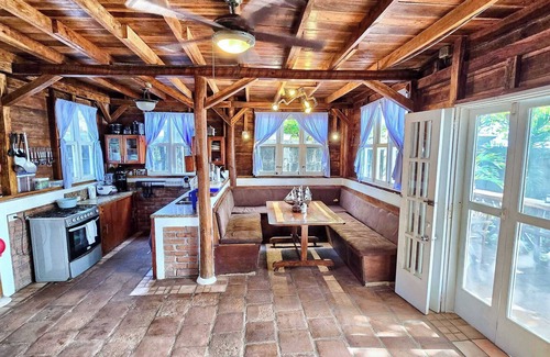 Pochomil Cabin | 2 Casitas for 8 guests on Beach Front w Pool & AC