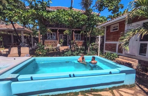 Pochomil Cabin | 2 Casitas for 8 guests on Beach Front w Pool & AC