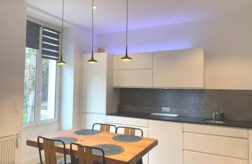 Plaisance Apartment | 2 chambres et une terrasse à Paris!