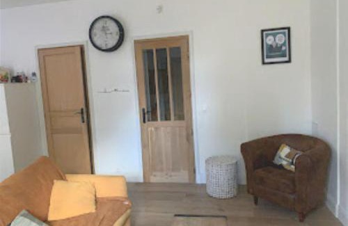 Plaisance Apartment | 2 chambres et une terrasse à Paris!