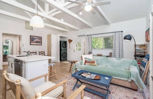 Auburn House | 2 charming homes on 1 property, w hot tub
