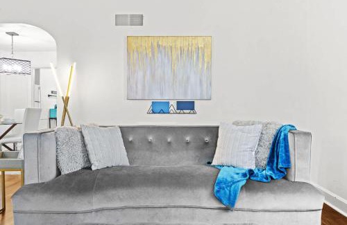Audubon Apartment | 2 Charming Units Close to Downtown & Expo Center