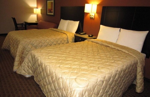 Monmouth Junction Hotel | 2 Comfortable Units, Free Breakfast, Close to Major Malls & Movie Theaters!