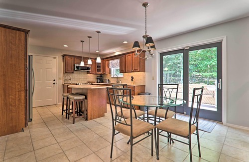 East Stroudsburg House | 2 Community Pools: East Stroudsburg Hideaway!