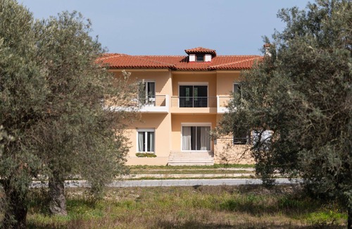 Ormos Panagias Apartment | 2 Connected Studios Ground Floor in the heart of Sithonia Peninsula