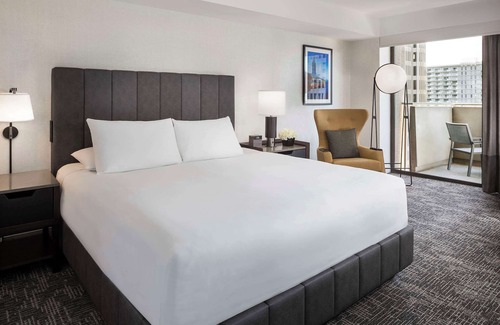 Financial District House | 2 Connecting Suites at a 4⭐️ Hotel