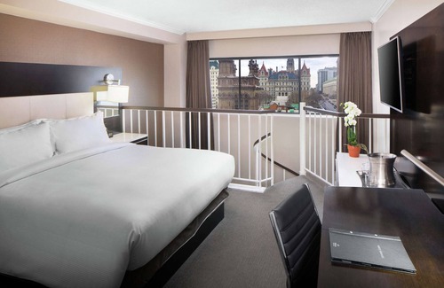 Downtown Albany Hotel | 2 Connecting Suites at a Hotel
