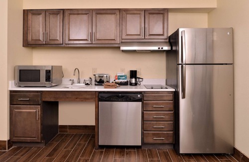 Bayou Cane Apartment | 2 Connecting Suites at a Hotel
