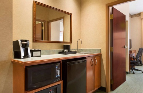 Downtown Lincoln Hotel | 2 Connecting Suites at a Hotel
