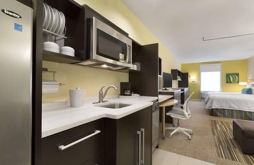 Pasadena Apartment | 2 Connecting Suites at a Hotel