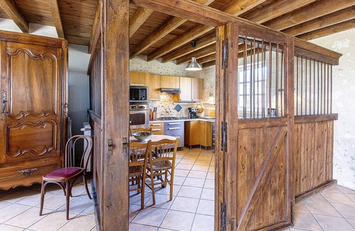 Pouille Cottage | 2 cottages classified 4 *, communicating in enclosed park of 1.5 ha with heated pool