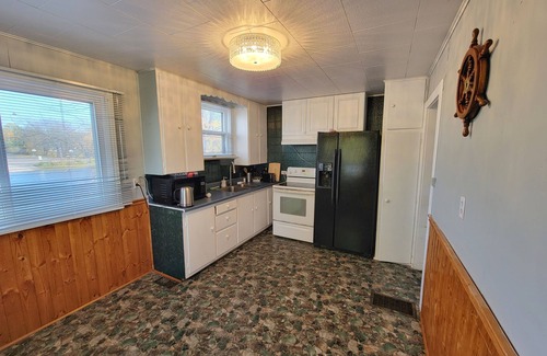 Marmora House | 2 Cottages right on the water!