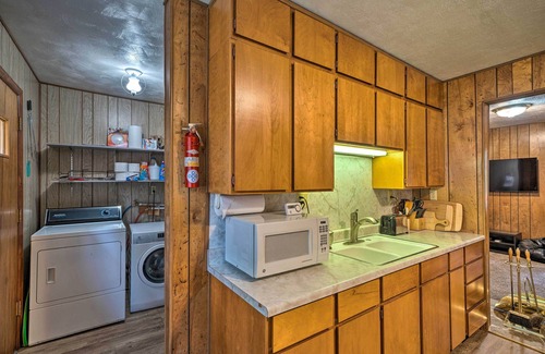 Island Park Cottage | 2 Cozy Island Park Cabins w/Near the Lake!