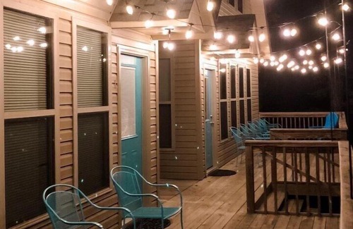 Edgemont House | #2 Cozy Rustic Style Duplex near Greers Ferry Lake.