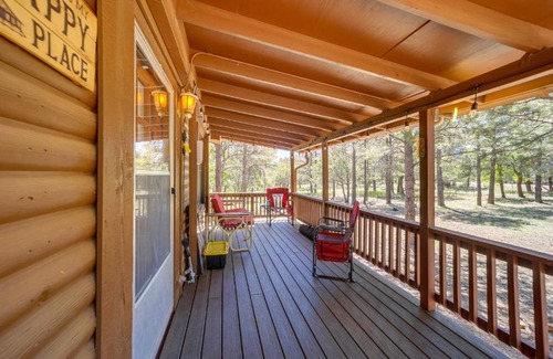 Happy Jack House | 2 Decks, Grill and Wooded Views Happy Jack Cabin