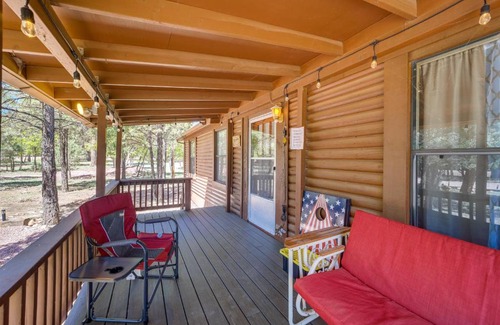 Happy Jack House | 2 Decks, Grill and Wooded Views Happy Jack Cabin