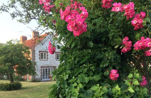 Thornham House | 2 Dix Cottages