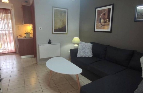 Larissa Apartment | 2 Doors - Cozy Apartment