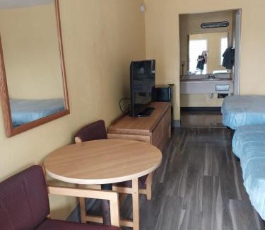 Jackson Apartment | 2 Double Beds Hotel Room 262