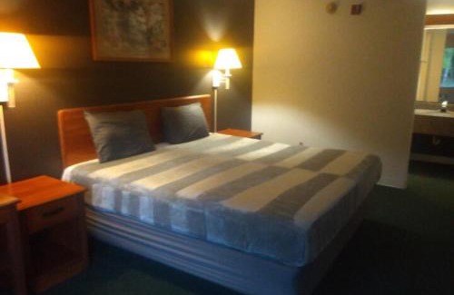 Livingston Apartment | 2 Double Beds Hotel Studio 124