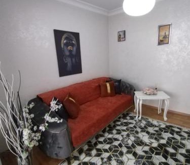 Bornova Apartment | 2 EGE Üniversite ve Hastanesi YAKINI , Aileye ve Firma Çalışanlarına uygun