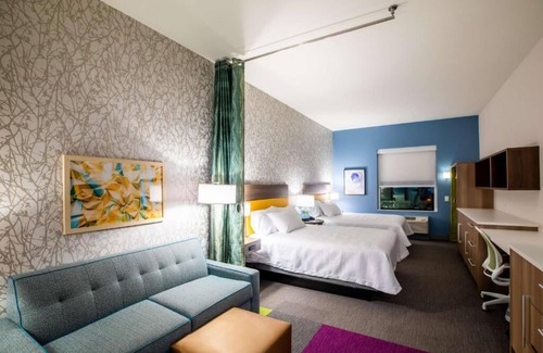 Jekyll Island Hotel | 2 Family-Friendly Units w/FREE Breakfast! Close to Jekyll Island State Park