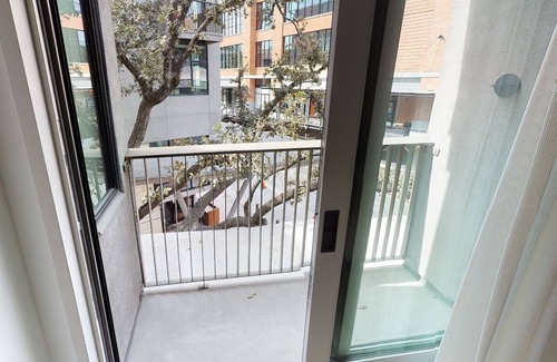 Travis Heights House | 2 Family Rooms w/Seating Area & Balcony | Outdoor Pool & Private Parking