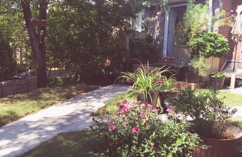 Queens House | 2-floor private house, 3 bedrooms, sunny, contemporary, safe, free parking