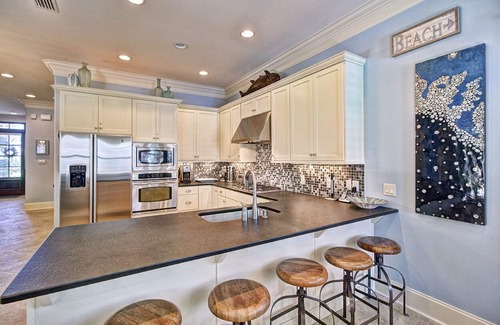 Frangista Beach House | 2 Free BCH SRVS! Fantastic Home! Huge Private Salt Water Pool! Great Location!
