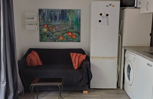 Nieul-sur-Mer Apartment | 2* furnished studio - La Maison aux Mille Roses