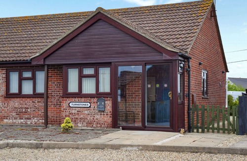 Walcott Cottage | 2 bedroom accommodation in Walcott-Happisburgh-Norfolk