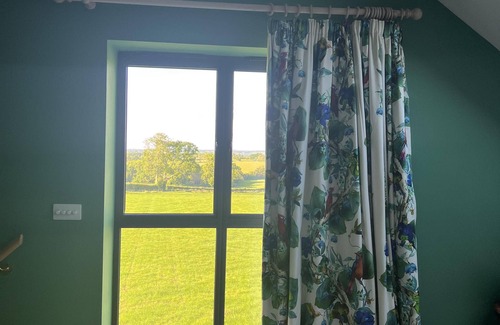 Redlynch Apartment | 2 Guests Studio - Free Parking - Stunning Views