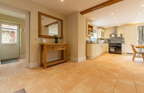 Thornham Apartment | 2 Hall Lane Cottages, Thornham, Norfolk