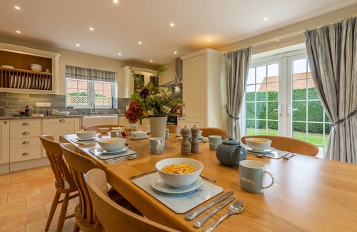 Thornham Apartment | 2 Hall Lane Cottages, Thornham, Norfolk