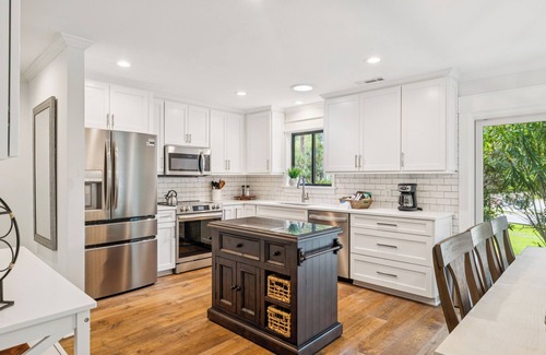 Heritage Woods House | 2 Heritage Road @ Sea Pines | Private Pool | Steps to Harbour Town Golf Links