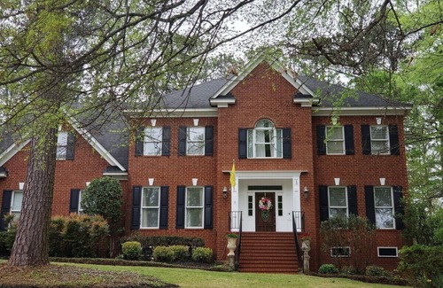 Evans House | 2 Home Oasis